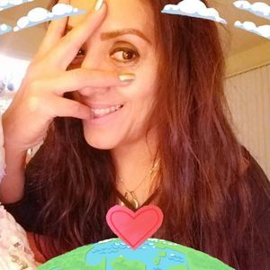 Meet your Posher, Delia